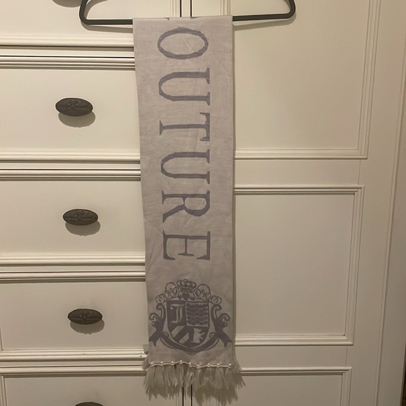 NWOT Juicy Couture Scarf - Picture 2 of 3